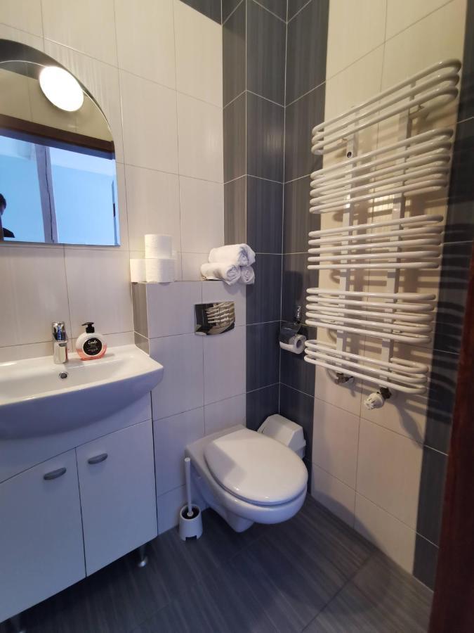 Pod Debem Kompleks Zeglarsko-Rekreacyjny Ruciane-Nida Buitenkant foto